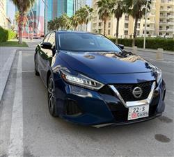 نيسان ماكسيما